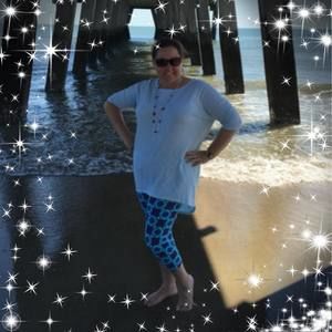 Meet your Posher, Hollie